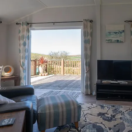 4 Meadow View Lodge - 2 Bed-Sleeps 4-Tjs4Mv Woolacombe Exterior photo