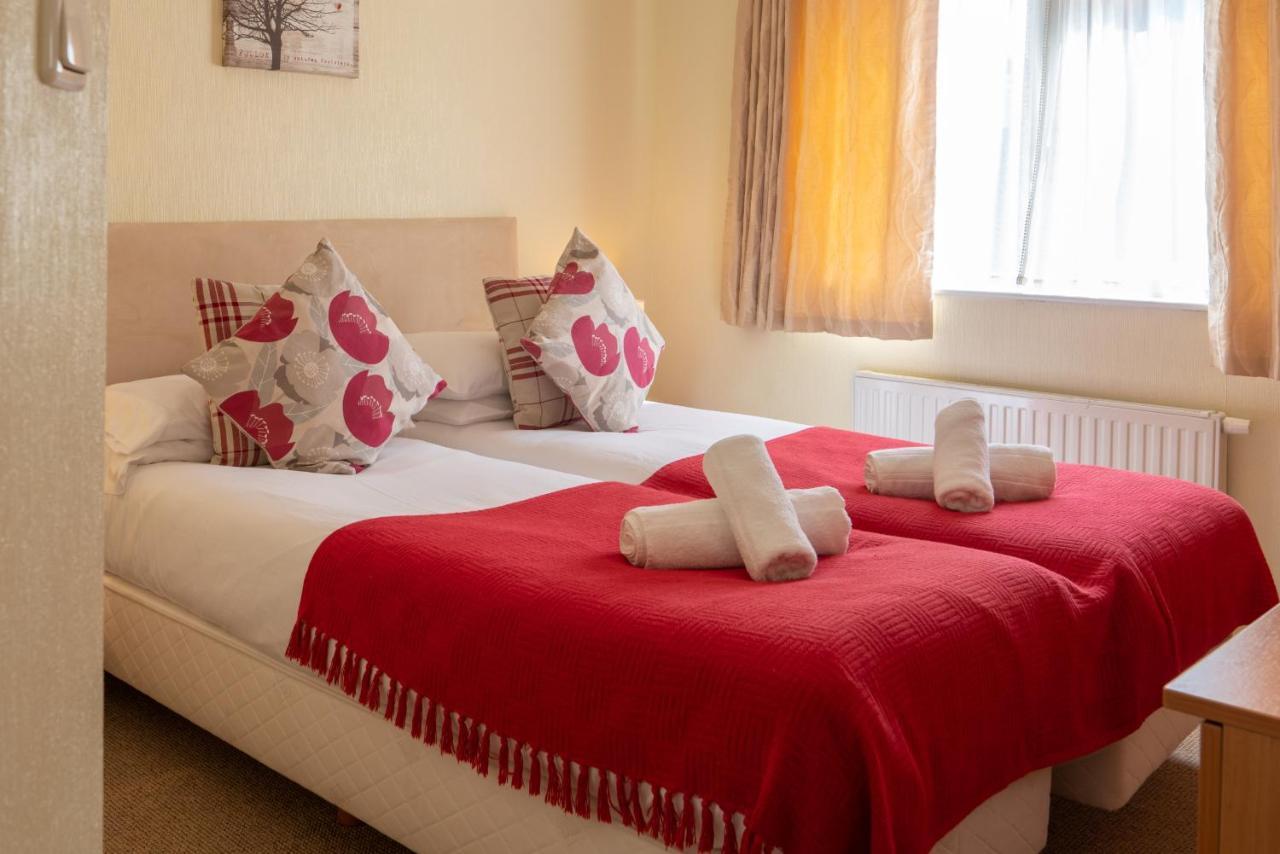 4 Meadow View - 2 Bed-sleeps 4-tjs4mv Holiday home