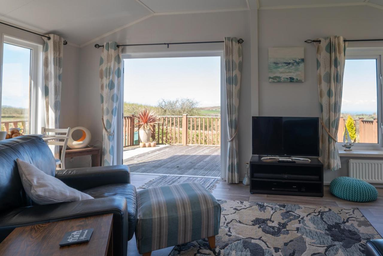 4 Meadow View - 2 Bed-sleeps 4-tjs4mv Holiday home