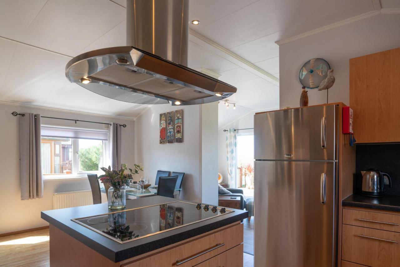4 Meadow View - 2 Bed-sleeps 4-tjs4mv Holiday home