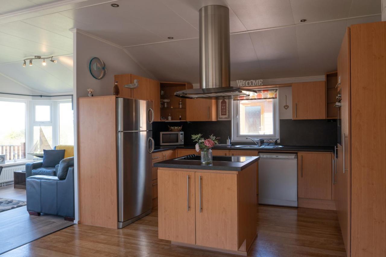 4 Meadow View - 2 Bed-sleeps 4-tjs4mv Holiday home *